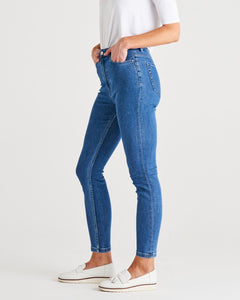 Betty Essential Jeans - Vintage Blue