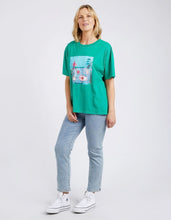 Load image into Gallery viewer, Island In The Sun Tee - Goodness Green
