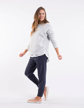 Load image into Gallery viewer, Wash Out Pant - Navy
